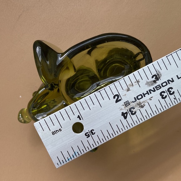 Vintage Murano Italy Green Glass Elephant Ashtray Small Cigar Ashtray Holder - Picture 8 of 9